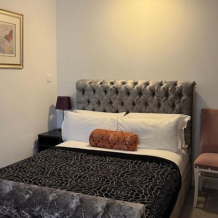 Sids Restaurant And Bar With Rooms Cardiff Extérieur photo